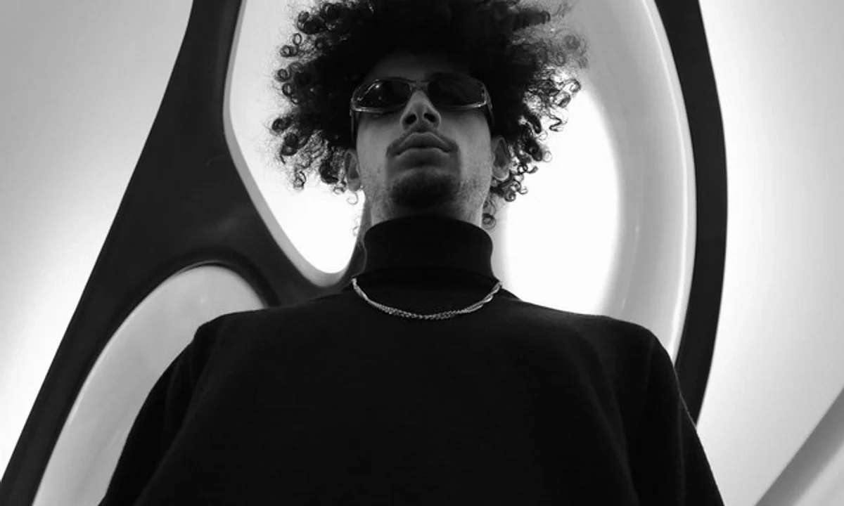 GIUSEPPE Turns Icarus Into a Soul-Leaning Alt-Pop Study in Solitude