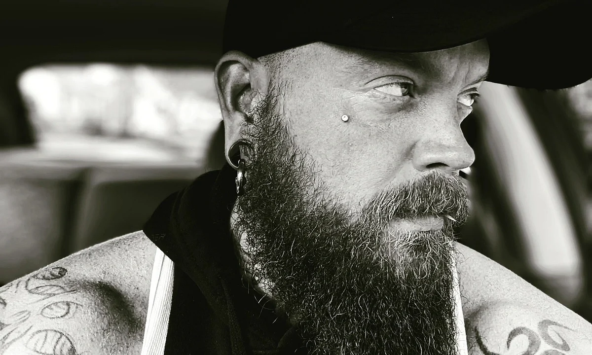 XequinsuXochaX, the Detroit artist behind the single oh i have bled