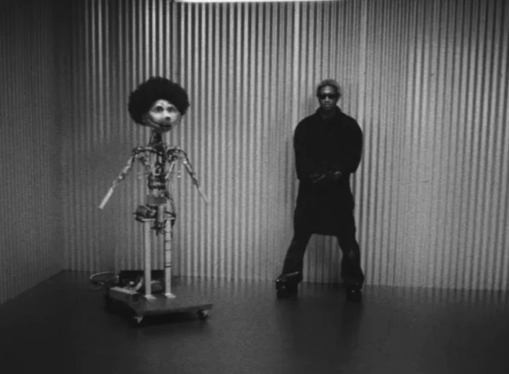 A 1980s Pizza-Chain Robot Duets With Future on Build a Bitch